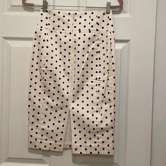 Express Pencil Skirt - Picture 2 of 3